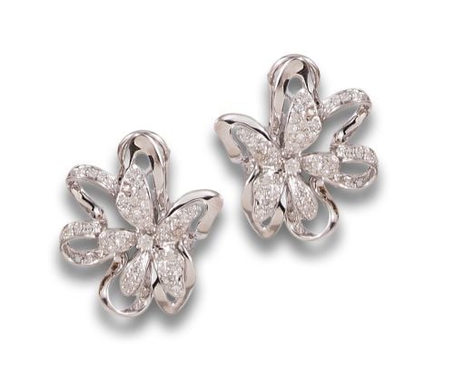 DIAMOND FLOWER EARRINGS, IN WHITE GOLD