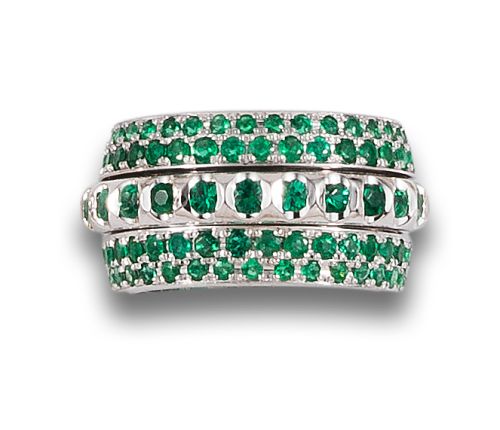 WIDE REMOVABLE RING OF EMERALDS AND WHITE GOLD