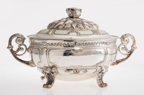 French silver soup tureen, hallmarked, mid-18th century.