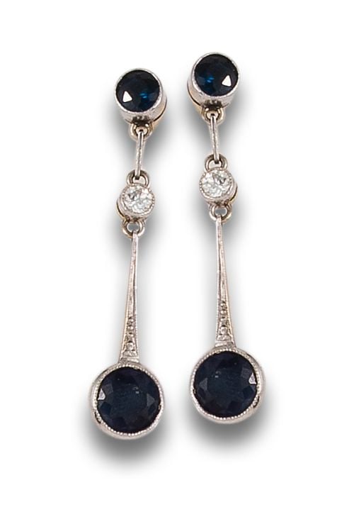 LONG ANTIQUE STYLE EARRINGS WITH SYNTHETIC SAPPHIRES AND DI