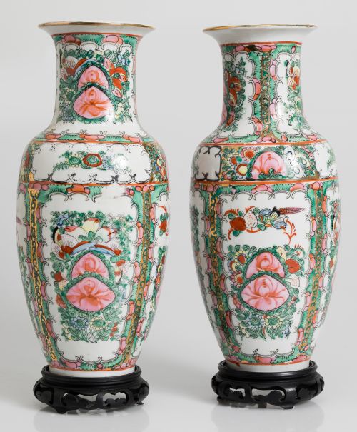 Pair of porcelain vases, Canton, China, 20th century