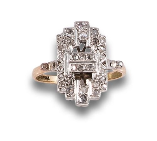 COCKTAIL RING, ART DECO STYLE, WITH DIAMONDS, IN GOLD AND P