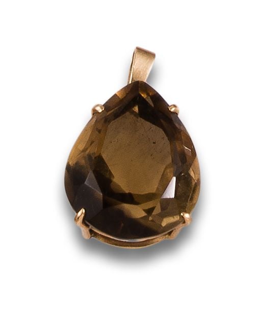 TOPAZ PENDANT IN YELLOW GOLD