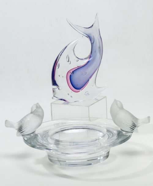 Delfin figura de cristal.